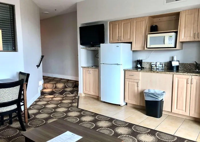 Best Western New Smyrna Beach Hotel & Suites